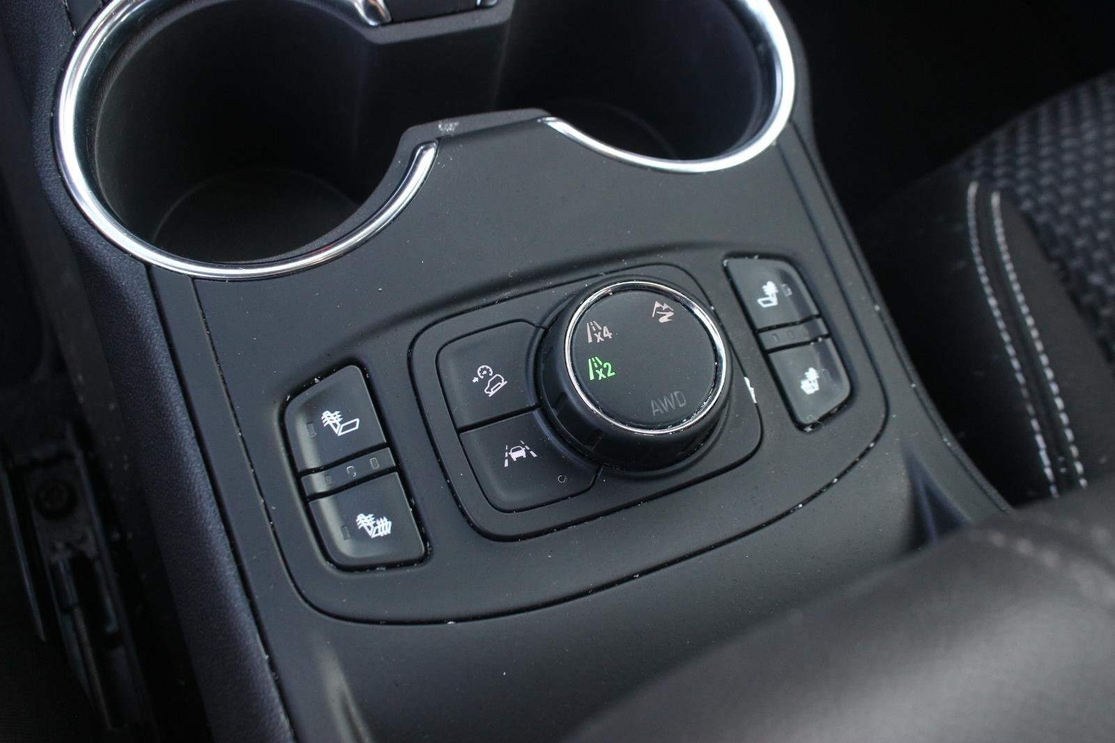 Used 2023 Sterling Metallic GMC SLE image 24