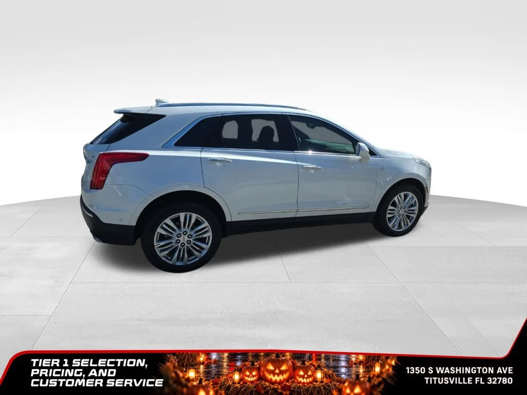 Used 2019 CRYSTAL WHITE TRICOAT Cadillac Premium Luxury FWD image 5