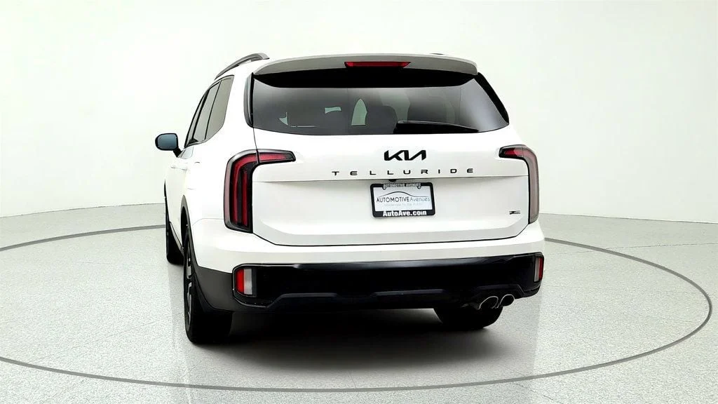 Used 2025 Glacial White Pearl Kia EX X-Line AWD image 6