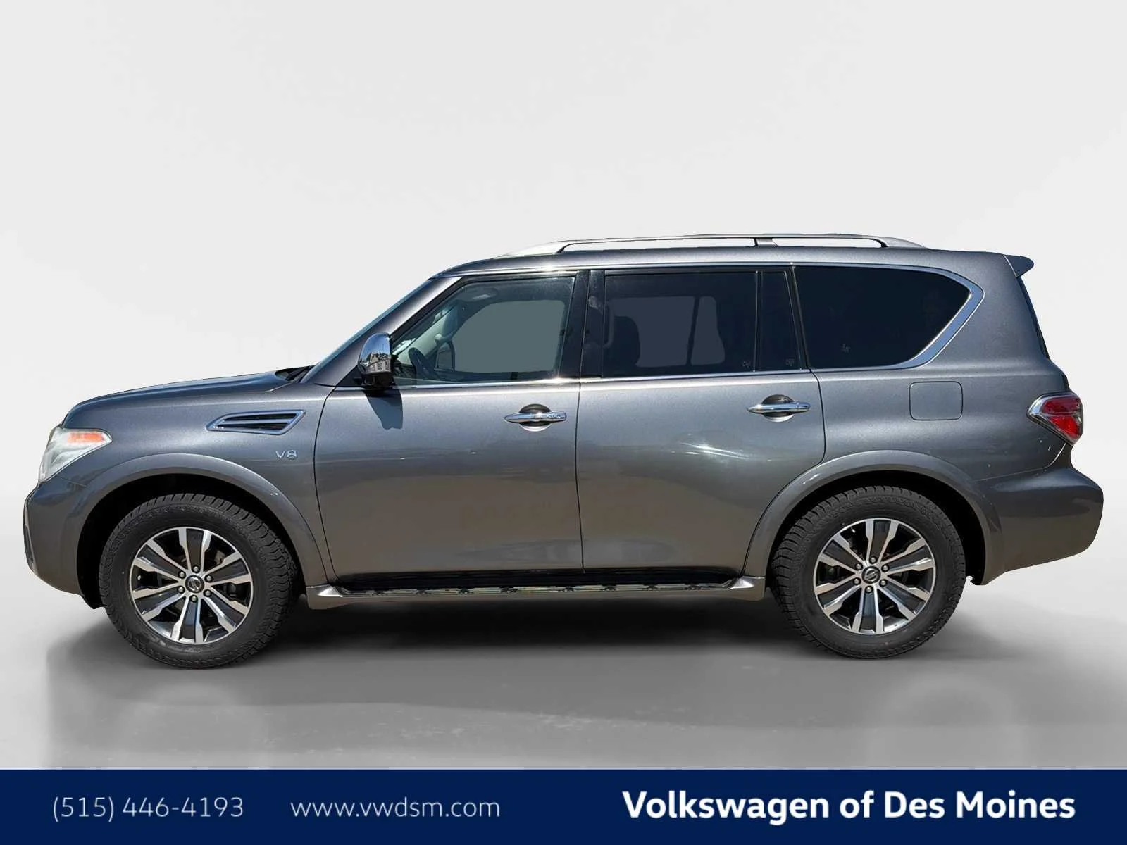 Used 2017 Gun Metallic Nissan SL image 3