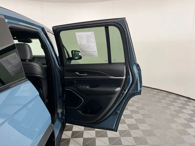 Used 2026 Blue Jeep Limited image 45