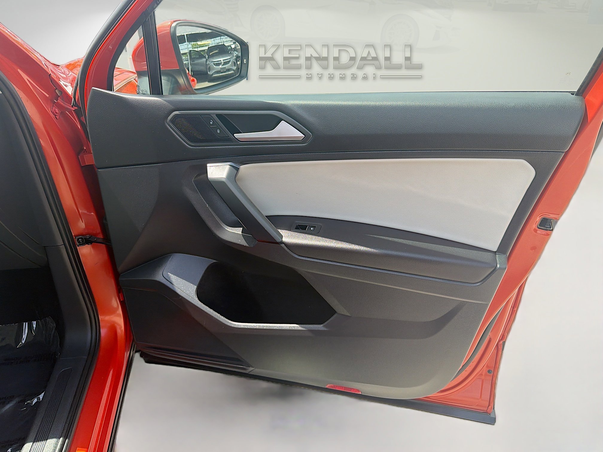 2019 Volkswagen Tiguan SE - Photo 31