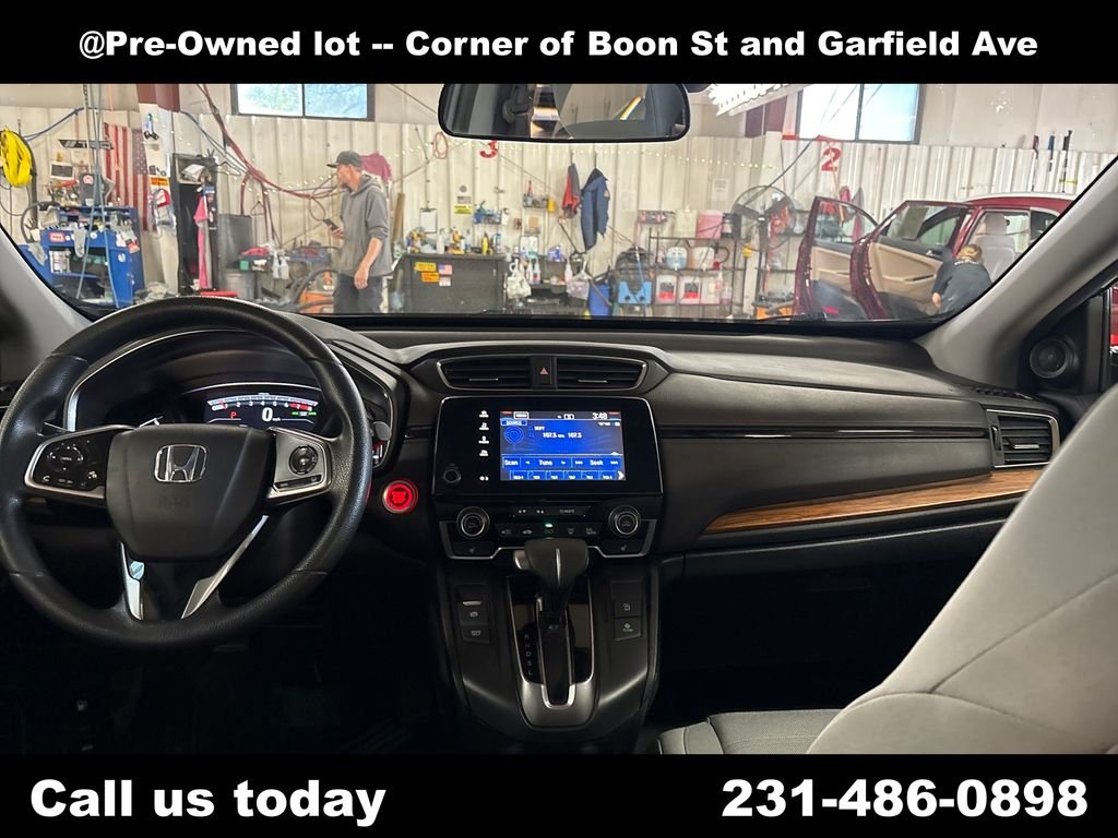 Used 2021  Honda EX image 17