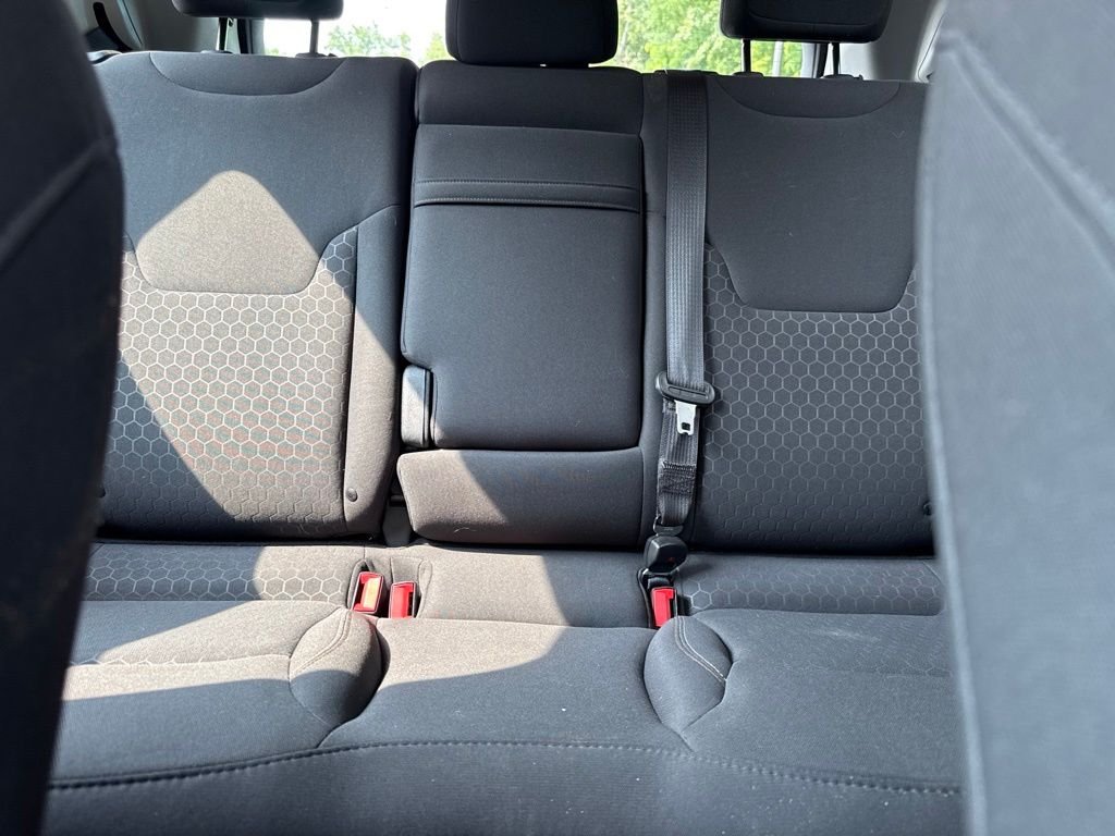 Used 2019 Gray Jeep Sport image 22
