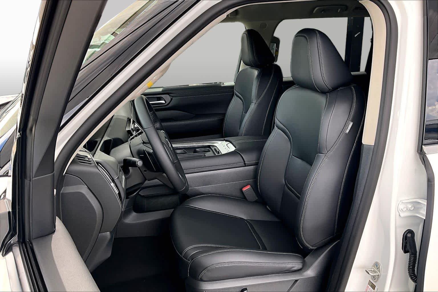 New 2026 Aspen White TriCoat Nissan SV image 15