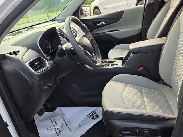 Used 2021 White Chevrolet LS image 5