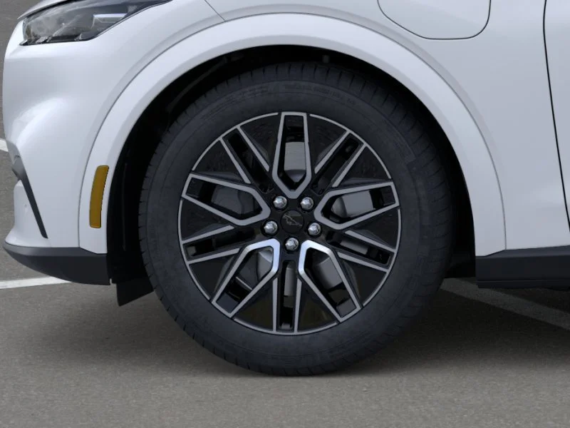 New 2026 Star White Metallic Tri-coat Ford Premium image 19