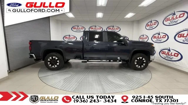 Used 2024 Dark Ash Metallic Chevrolet LT image 9