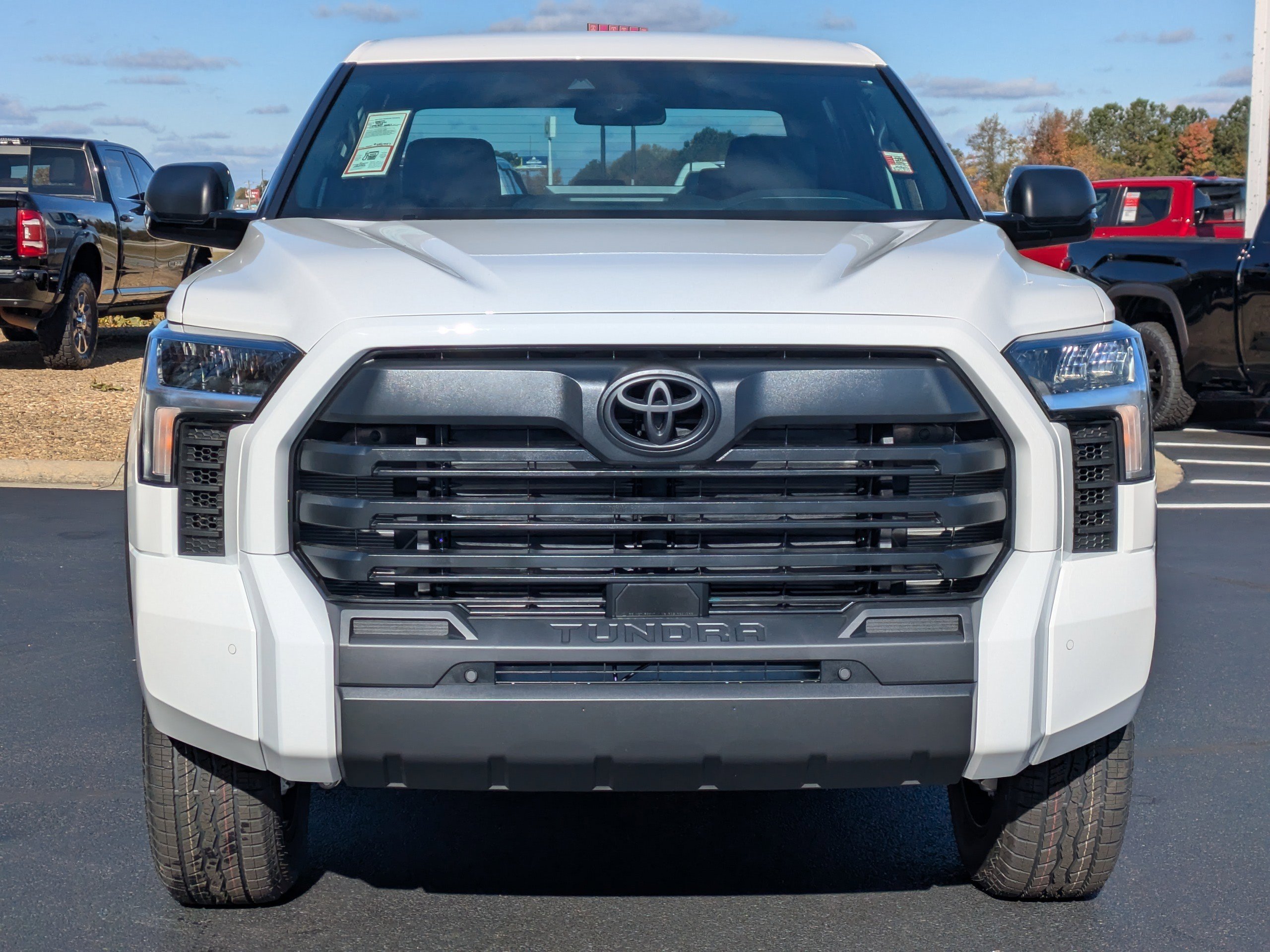 2026 Toyota Tundra SR5 - Photo 10