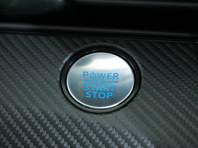 Certified Used 2025 Beige Ford Select image 27