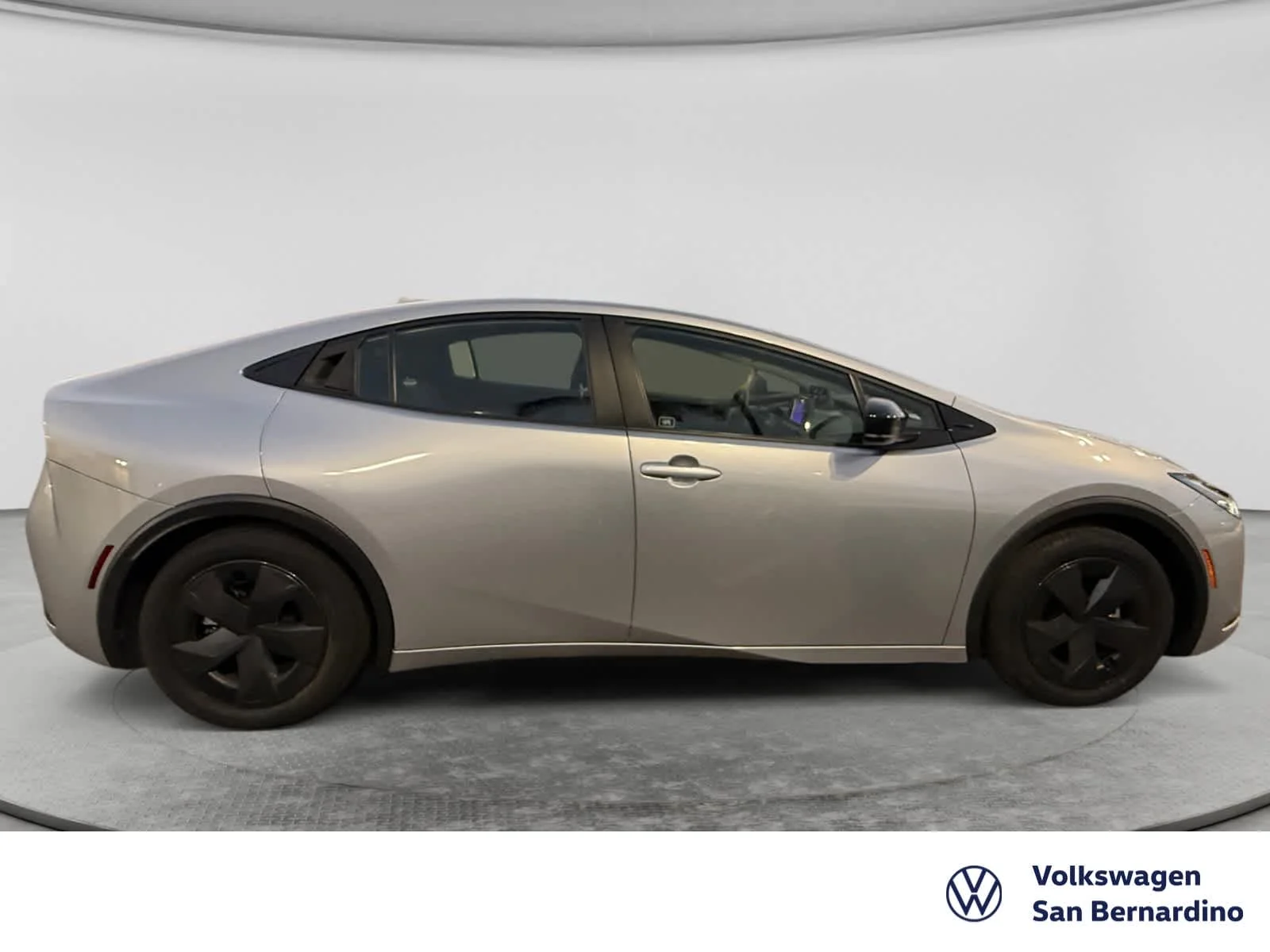 Used 2024 Cutting Edge Toyota LE image 4