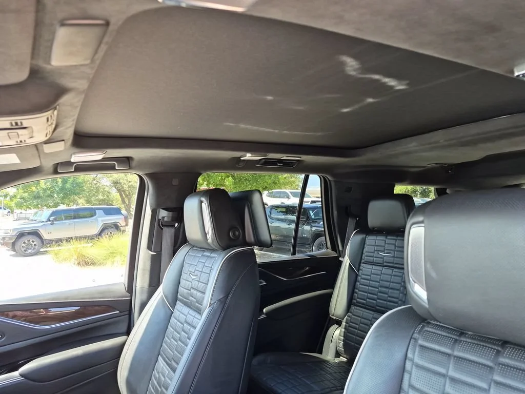 Used 2022 BLACK RAVEN Cadillac Premium Luxury Platinum image 33