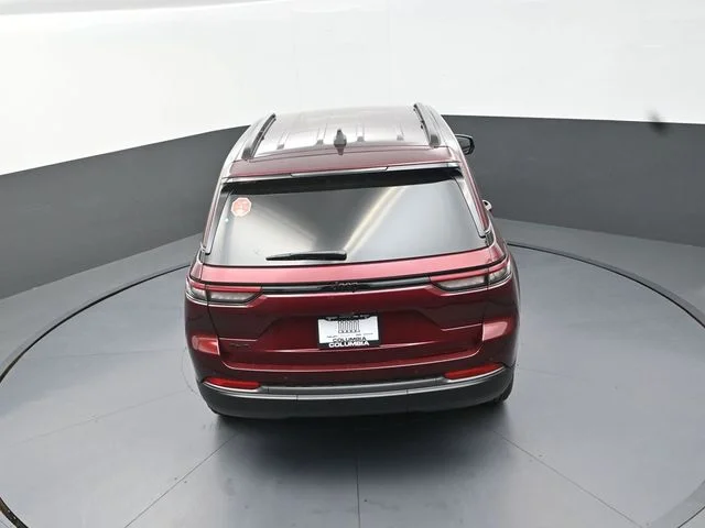New 2026 Velvet Red Pearlcoat Jeep Altitude image 16
