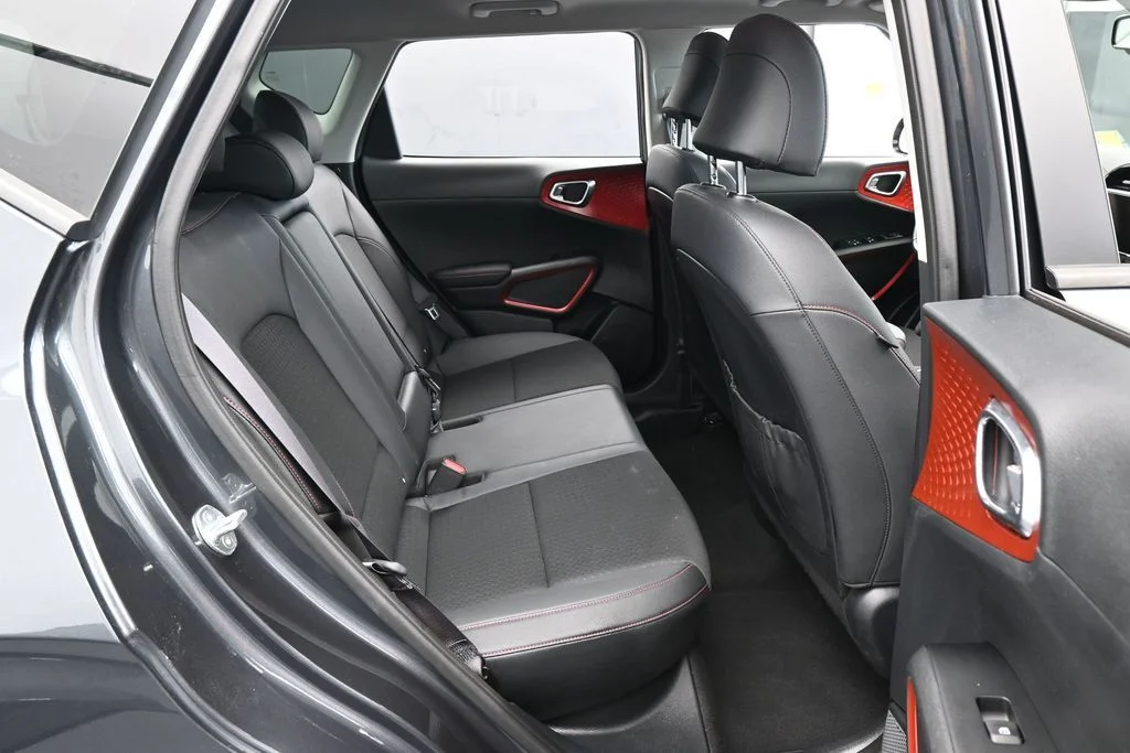 Used 2024 Gravity Gray Kia GT-Line image 34