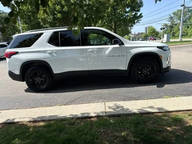 Used 2022 Summit White Chevrolet LS image 7