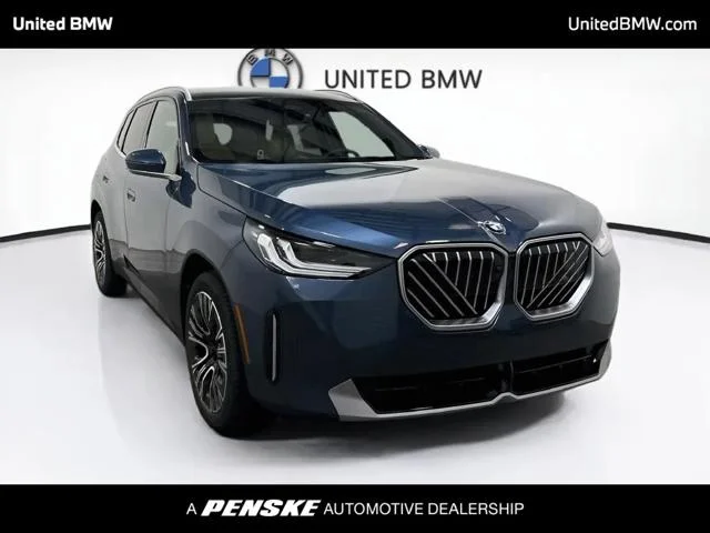 New 2026 Arctic Race Blue metallic BMW X3 image 4