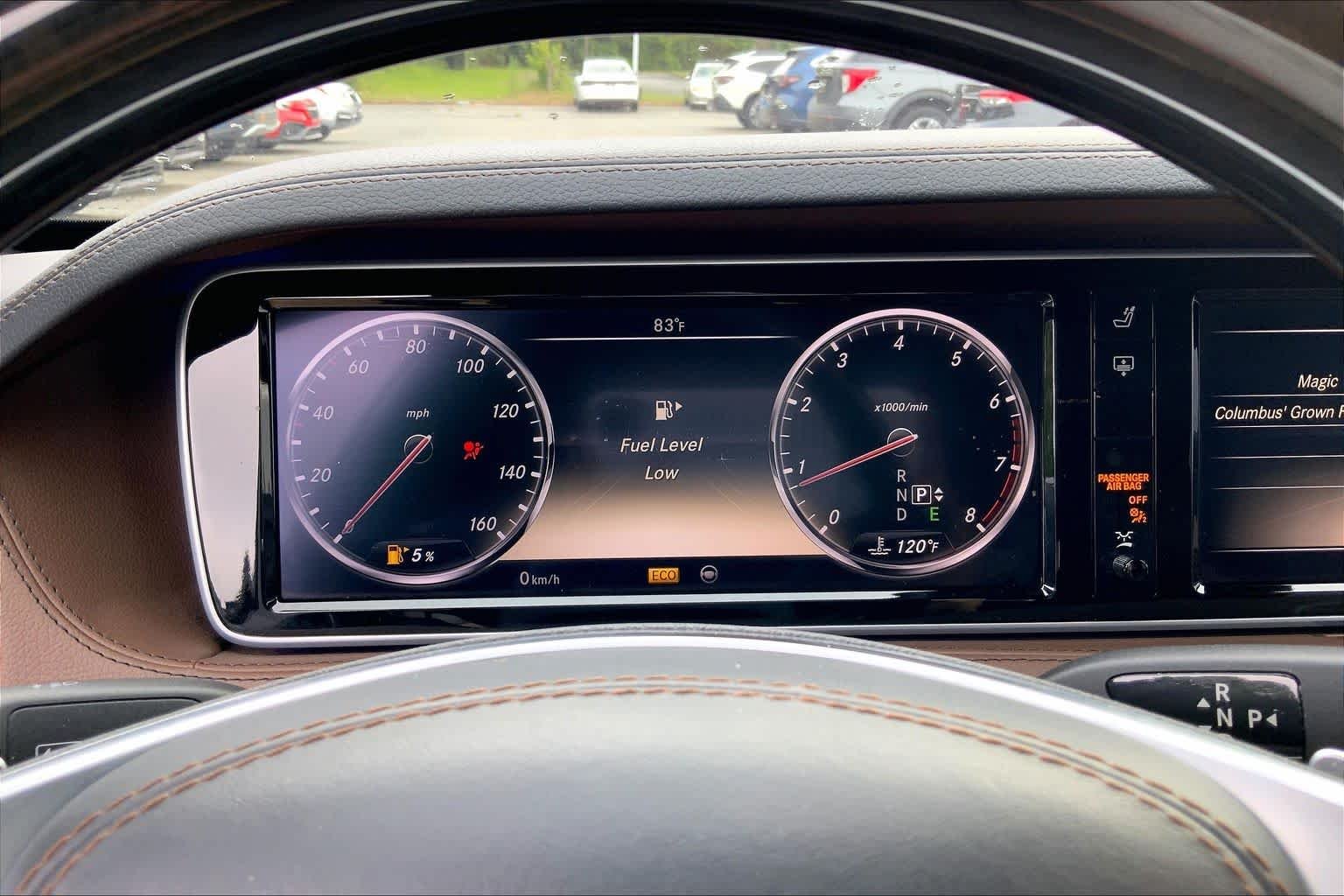 Used 2014 designo Mocha Black Mercedes-Benz S 550 image 25