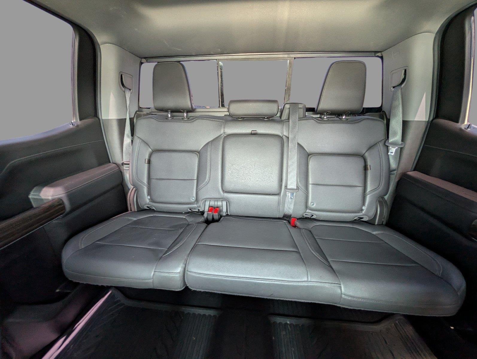 2021 Chevrolet Silverado 1500 RST - Photo 14