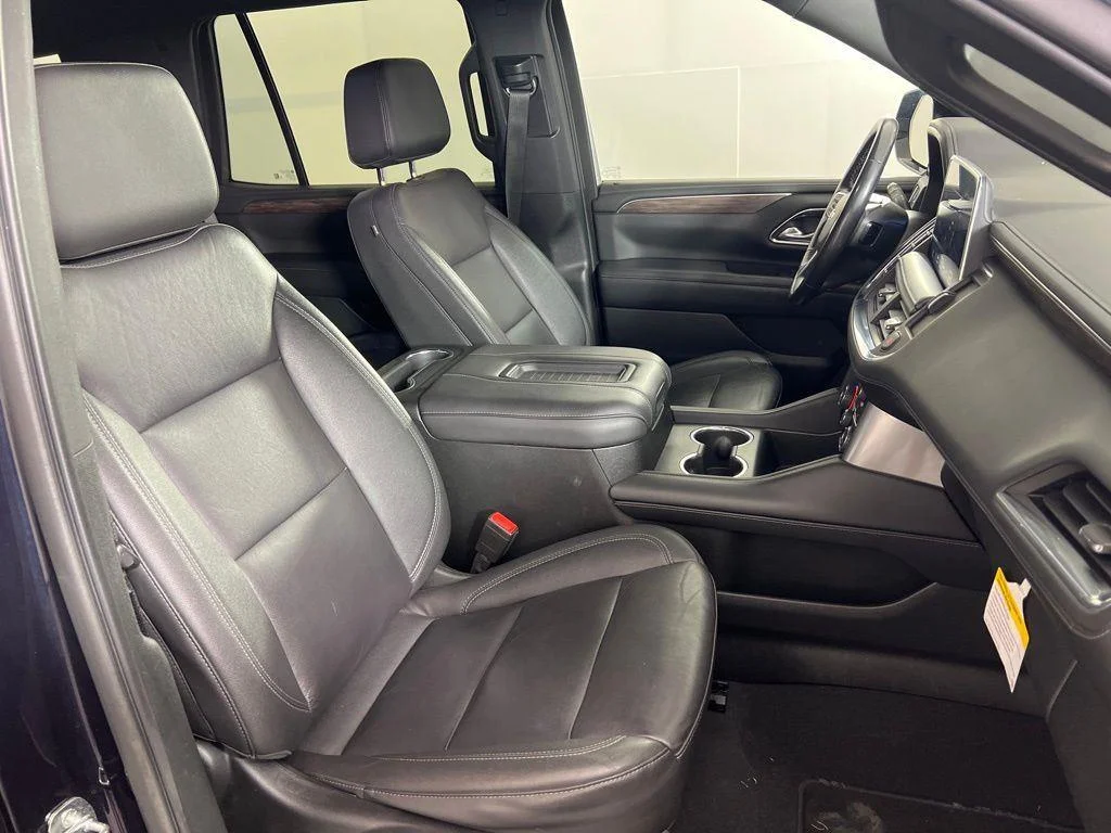 Used 2022 Midnight Blue Metallic Chevrolet LT image 27