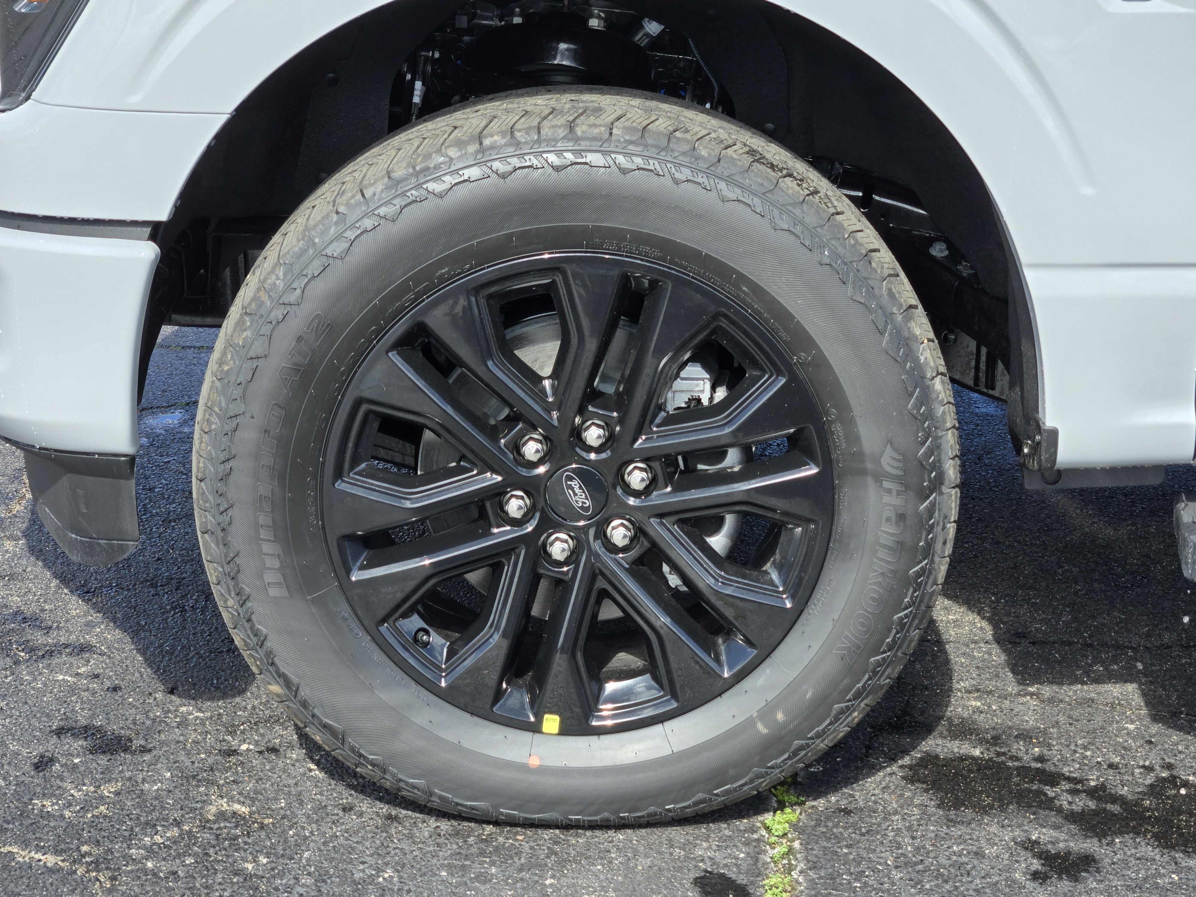 New 2026 Avalanche Ford Lariat image 7