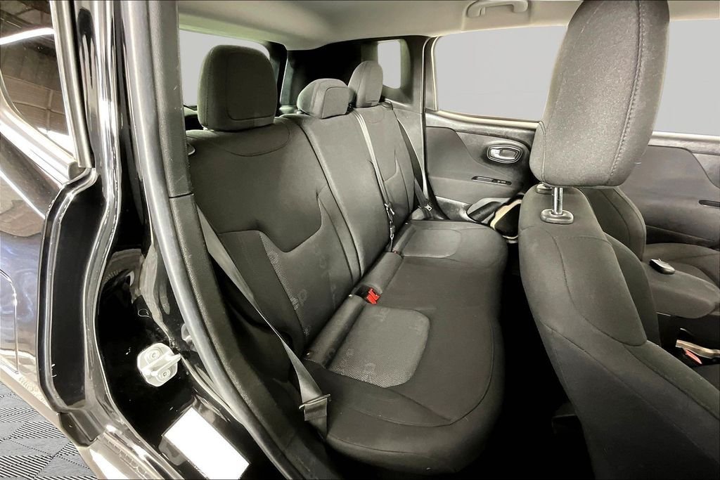 Used 2017 Black Jeep Latitude image 23