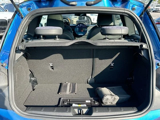 New 2026 Blue MINI Signature Plus image 20