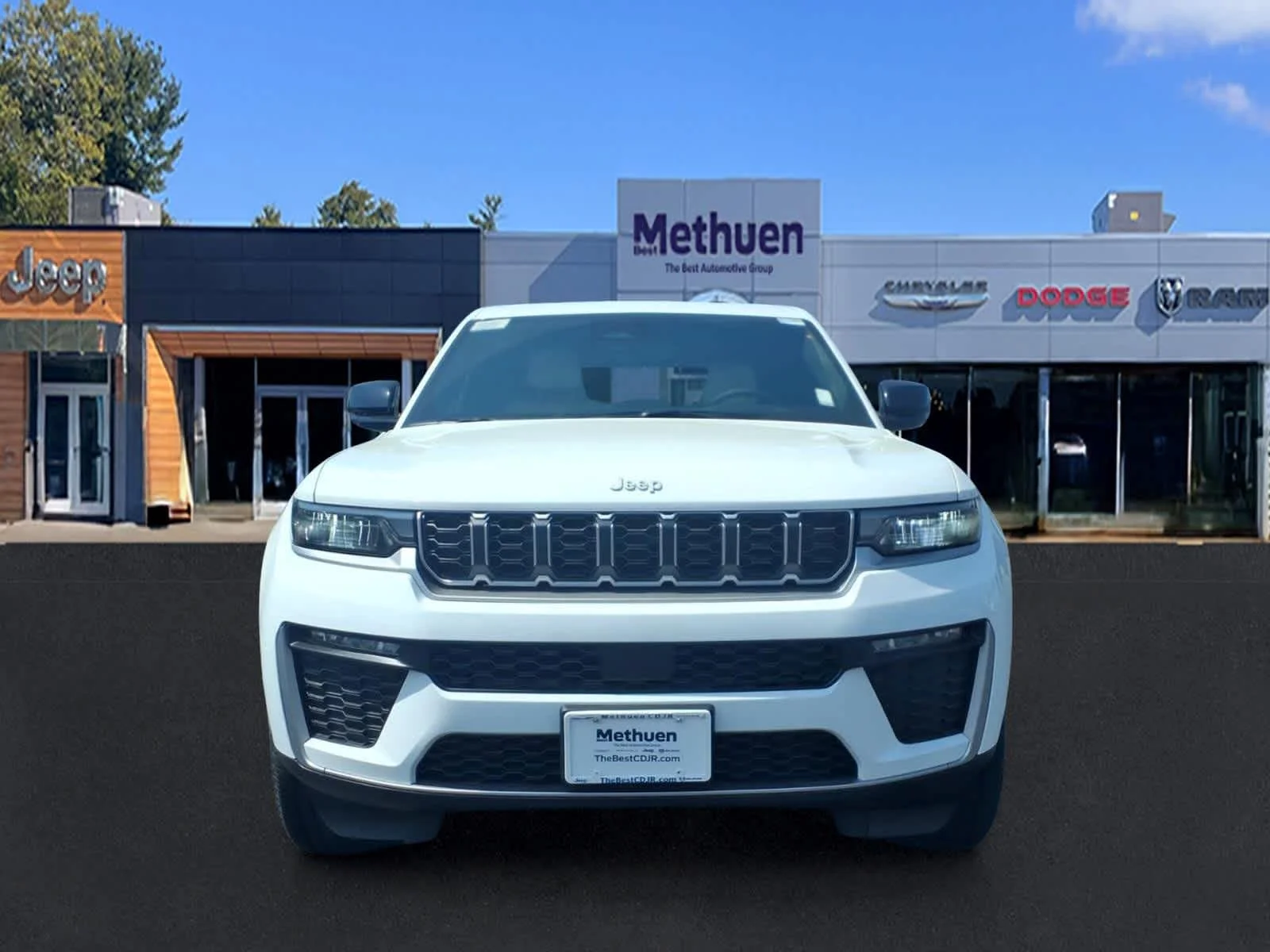 New 2026 Bright White Clearcoat Jeep Limited image 2