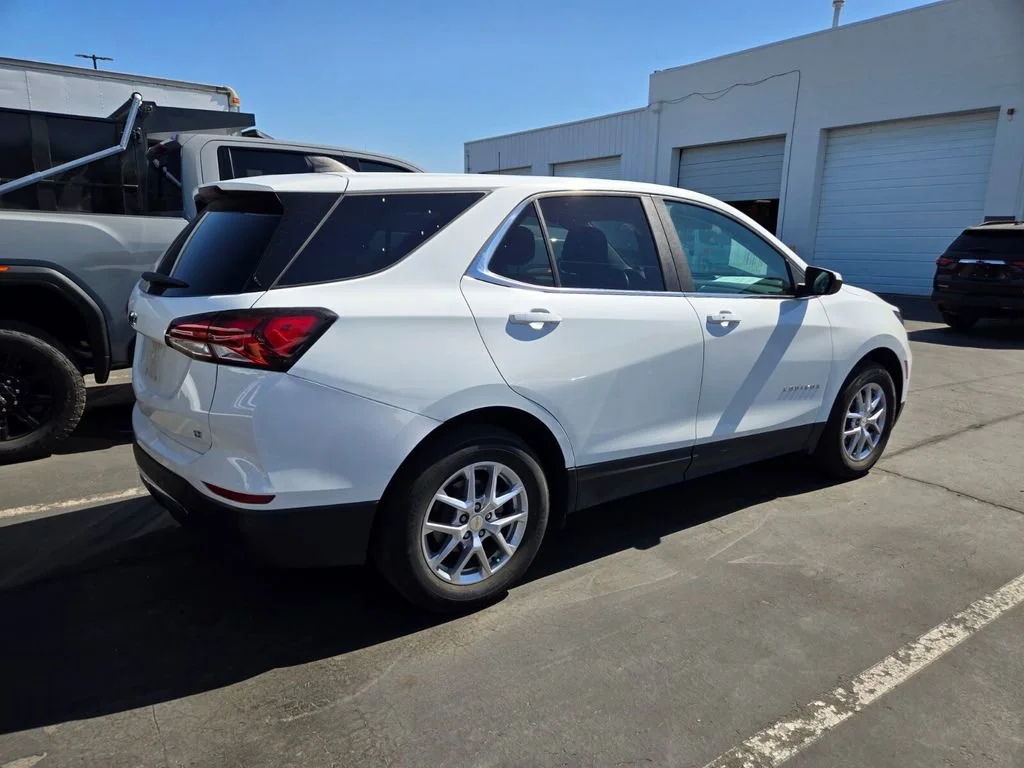 Used 2023 Summit White Chevrolet LT image 2