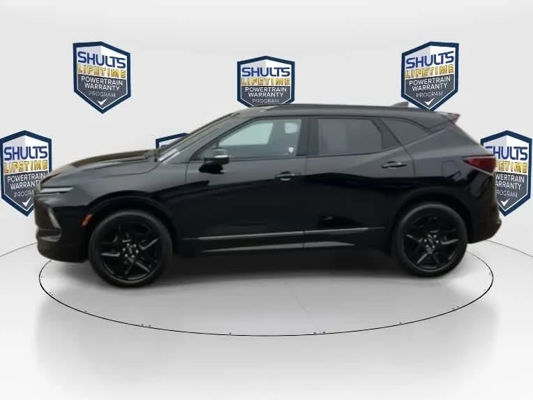 Used 2023 Black Chevrolet RS image 7