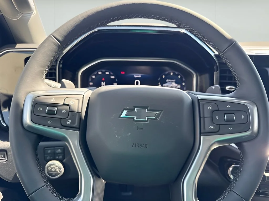 New 2026 Summit White Chevrolet RST image 24
