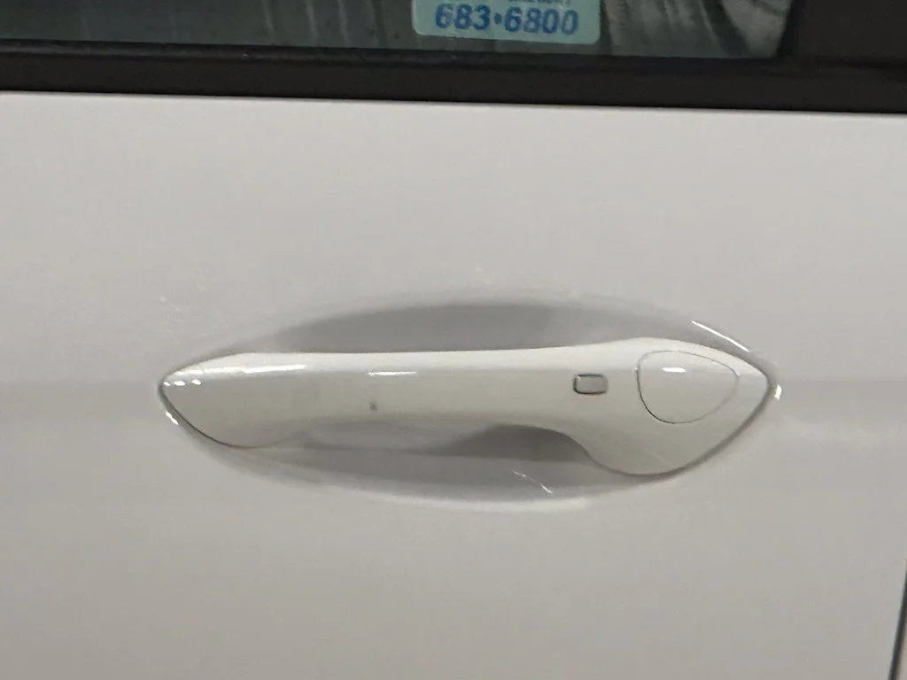Used 2024 White Chevrolet 2RS image 16