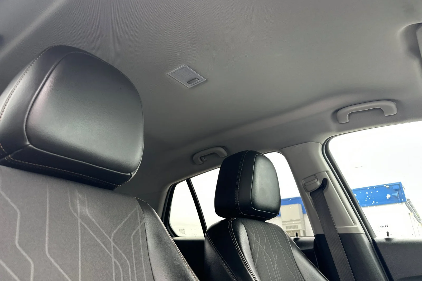 Used 2020 Summit White Chevrolet LT image 17