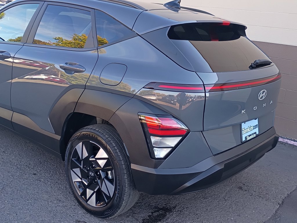 Certified Used 2025 Gray Hyundai SEL image 7
