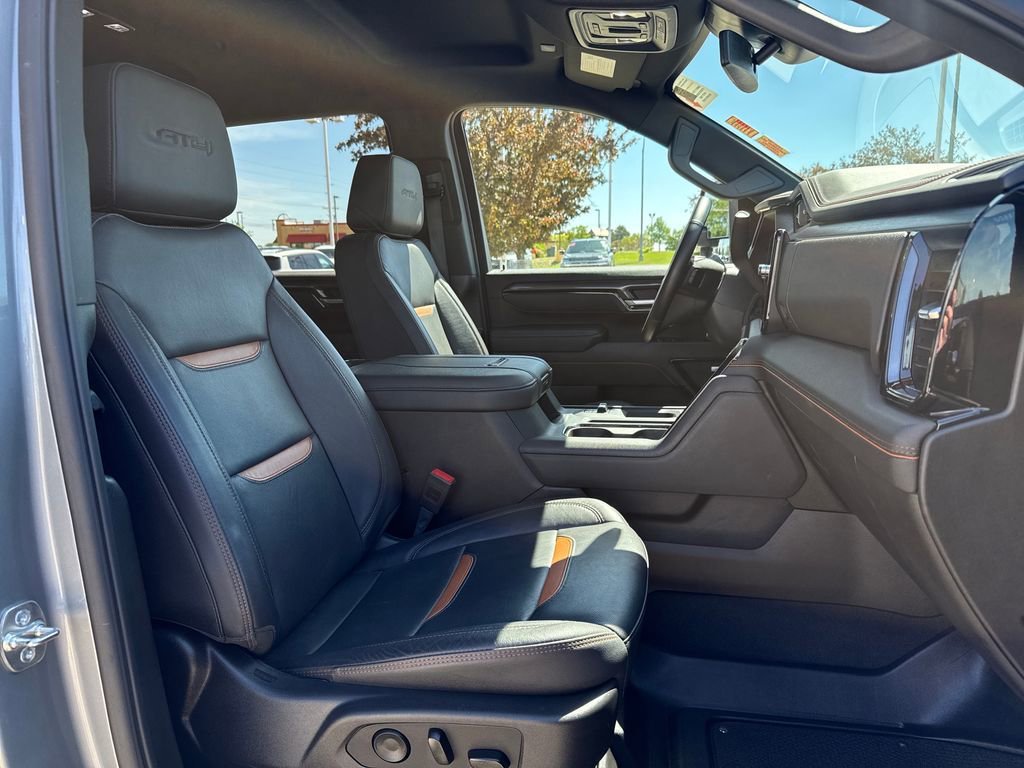 2025 GMC Sierra 2500HD AT4 - Photo 40