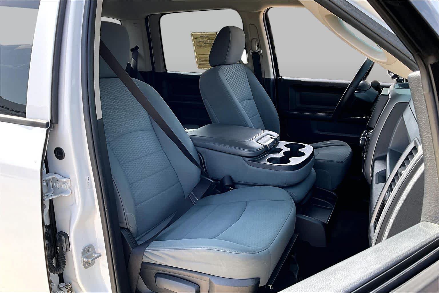 Used 2013 Bright White Ram Express image 5