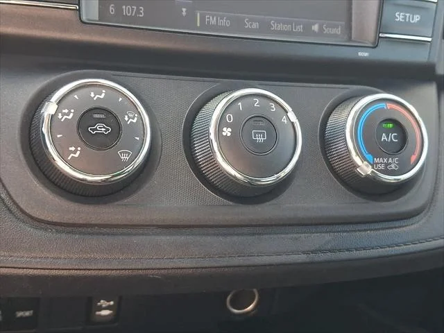 Certified Used 2018 ICE CAP Toyota  image 17