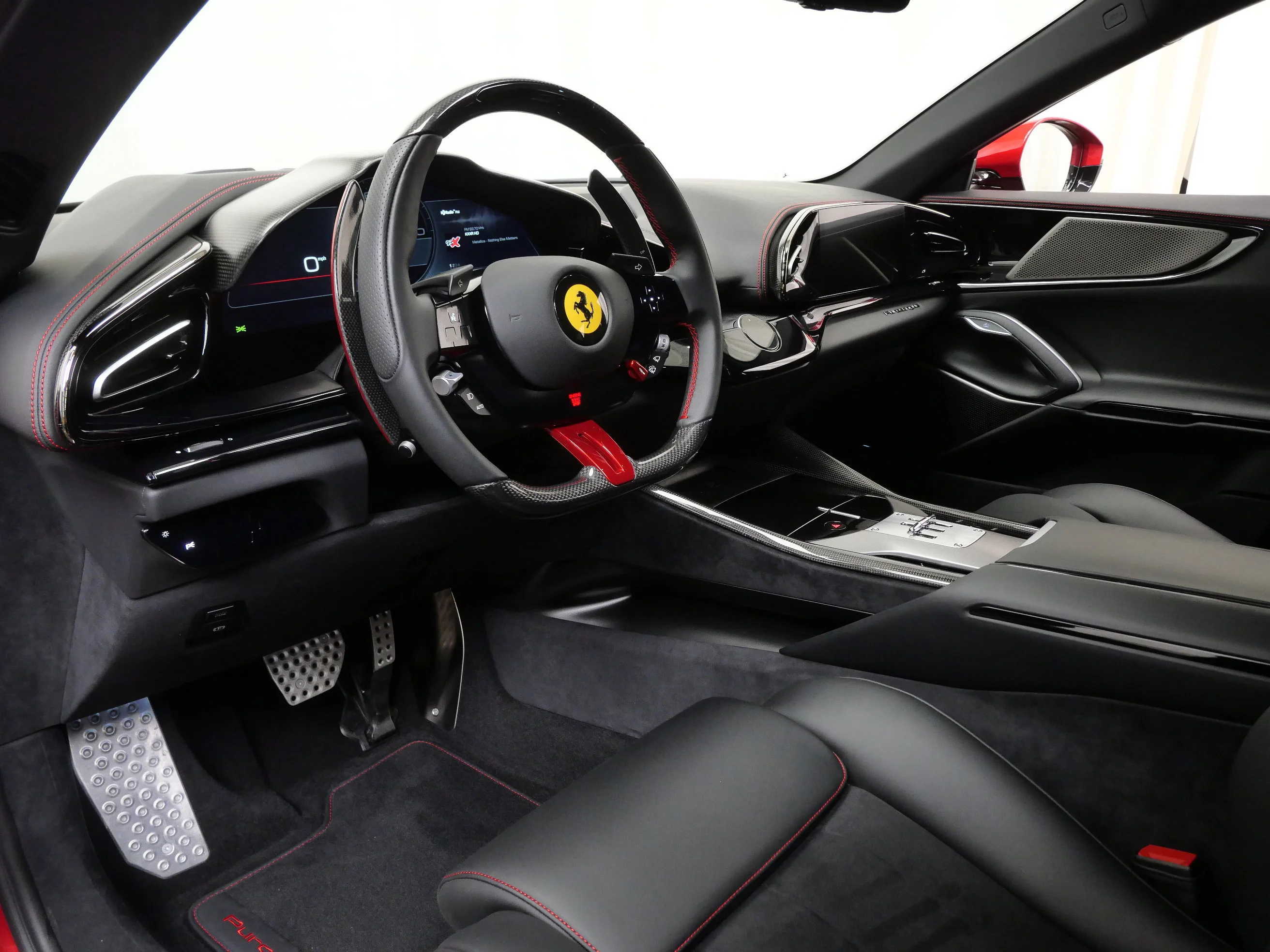 Used 2024 Rosso Portofino Ferrari  image 20
