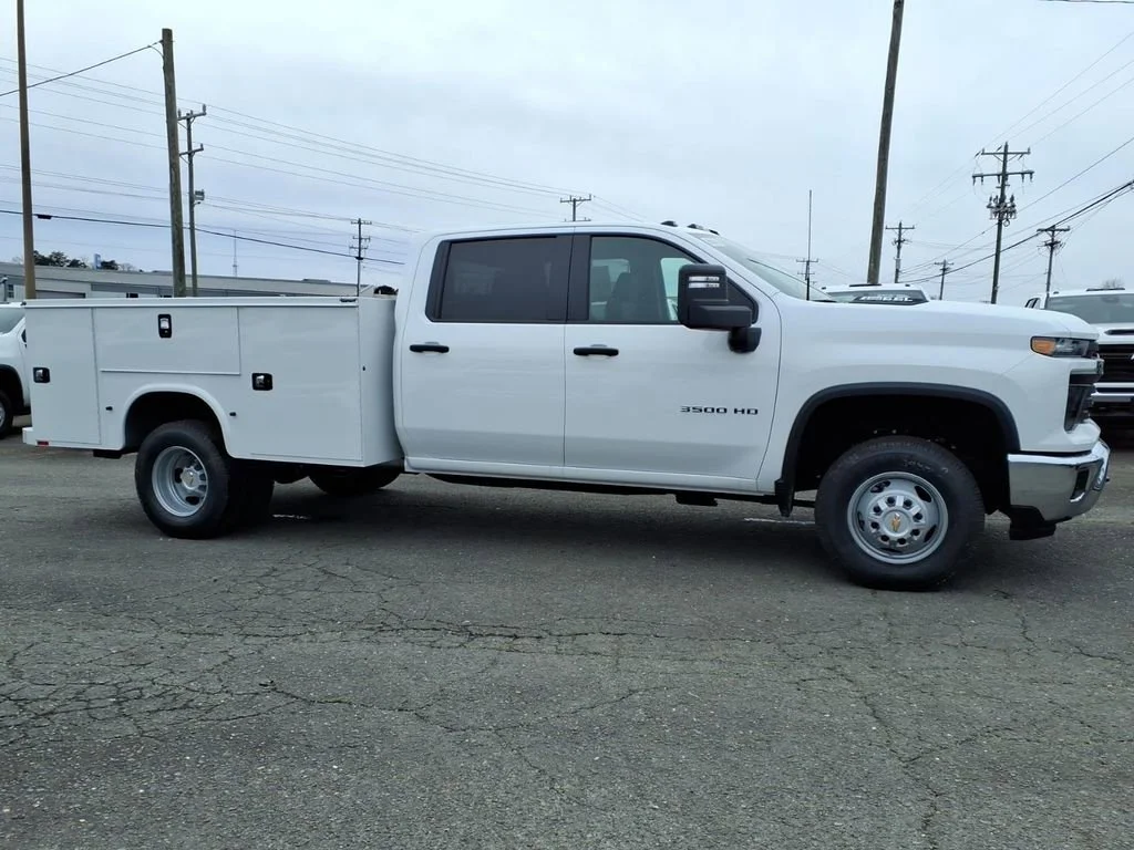 New 2026 Summit White Chevrolet Work Truck image 3