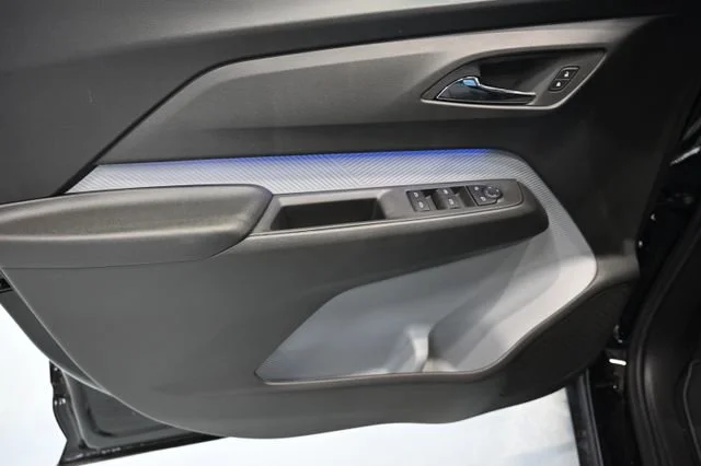 2027 Chevrolet Bolt RS - Photo 27