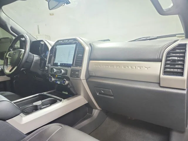 Used 2022 Black Ford Lariat image 37