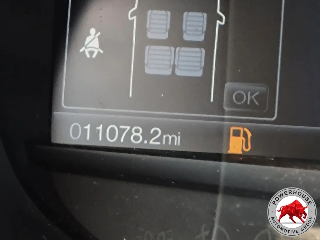 Used 2023 Gray Ford ST Line image 34