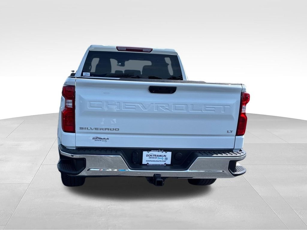 Used 2023 White Chevrolet LT image 4