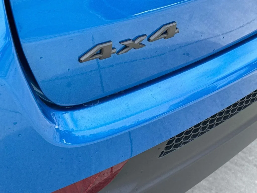 New 2026 Blue Jeep Latitude image 7