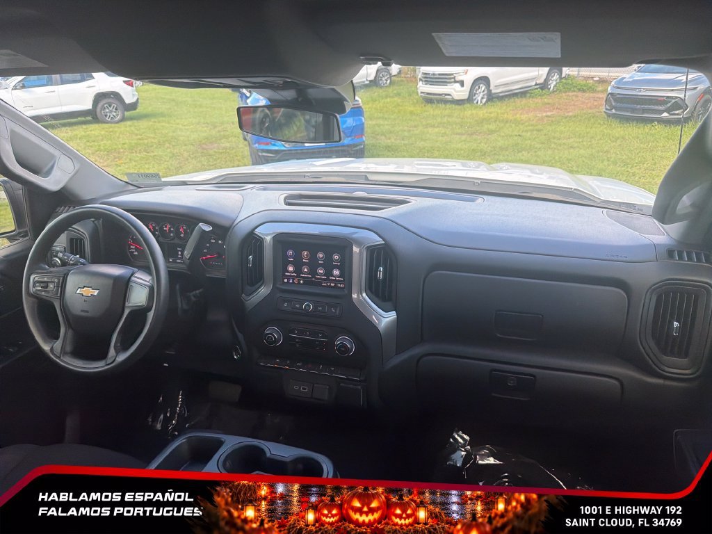 Used 2024 Summit White Chevrolet Custom image 28