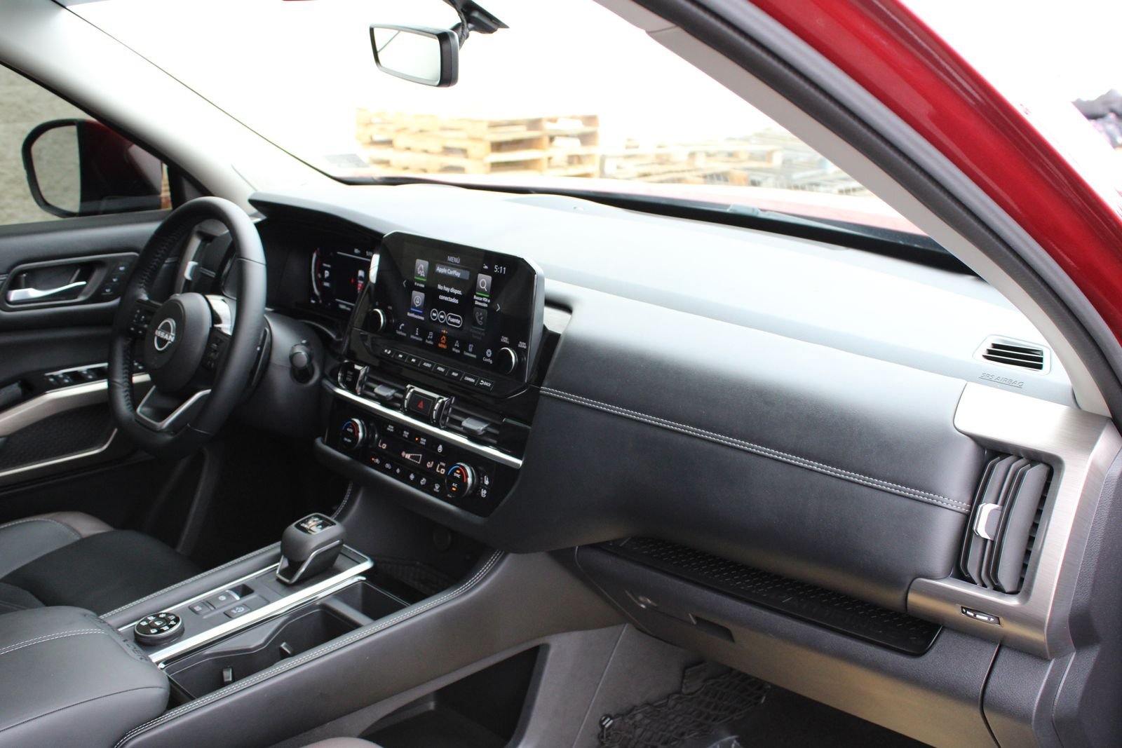 Used 2025 Red Nissan Platinum image 33