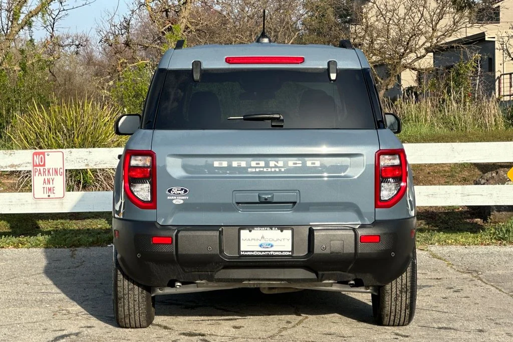 New 2026 Azure Gray Metallic Ford Big Bend® image 5