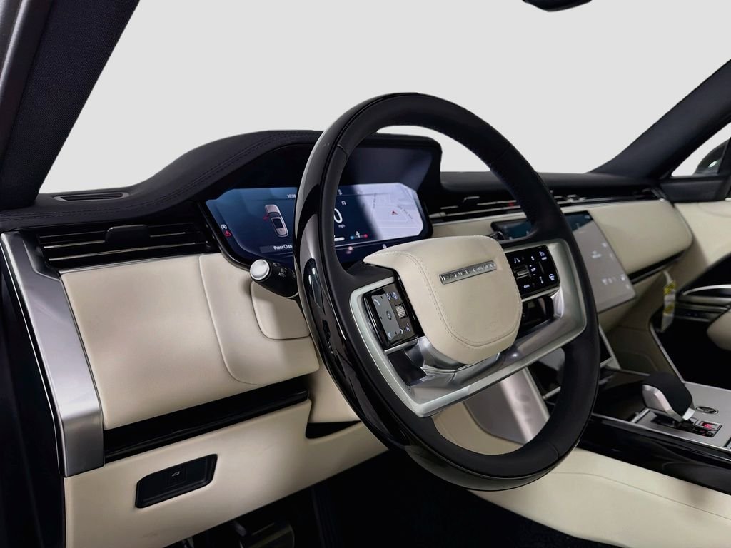 New 2026 Santorini Black Land Rover SE image 9