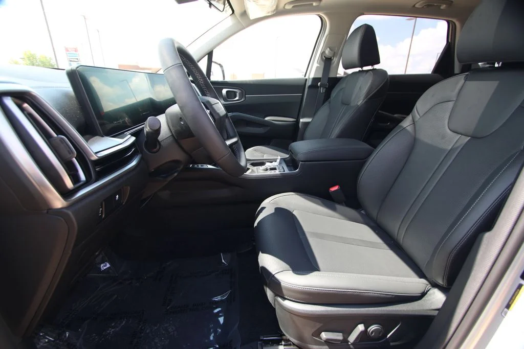 New 2026 Silver Kia S image 6