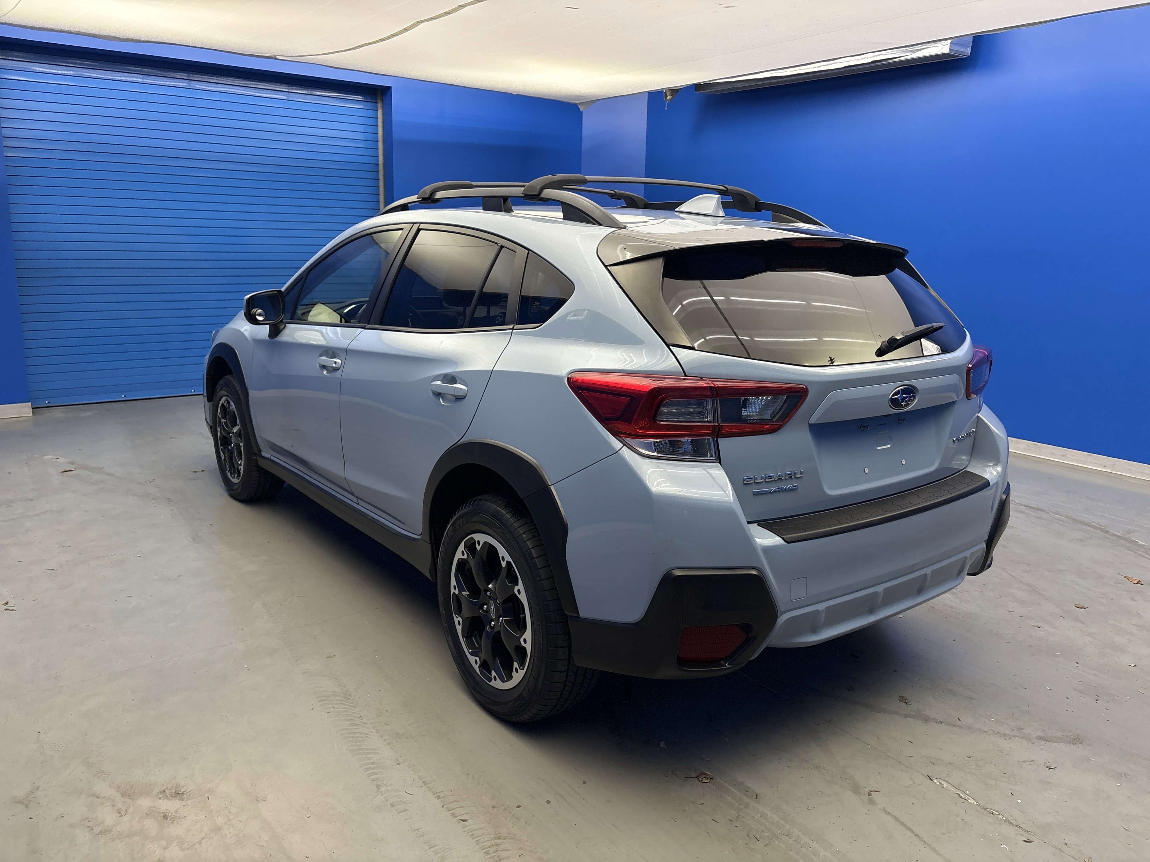 Used 2021 Cool Gray Khaki Subaru Premium image 5