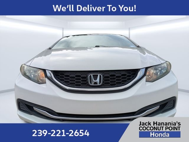 Used 2015 White Honda SE image 7